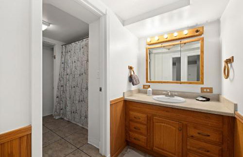 Bo's Big Green Charming Retreat Hot Tub Games - Foto 20