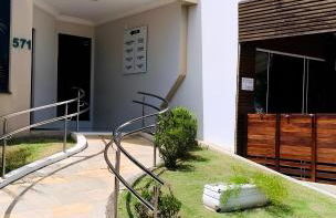 Excelente Apto 2º Piso no Centro da Cidade - Foto 11