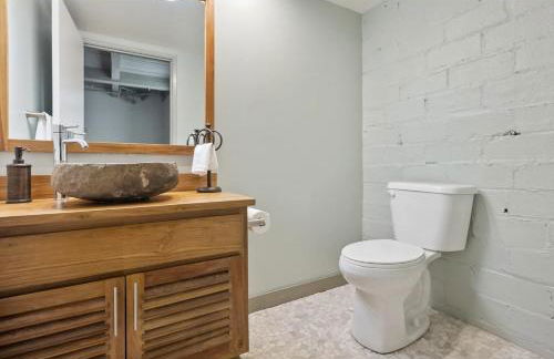 2125 Superior Living - Photo 76