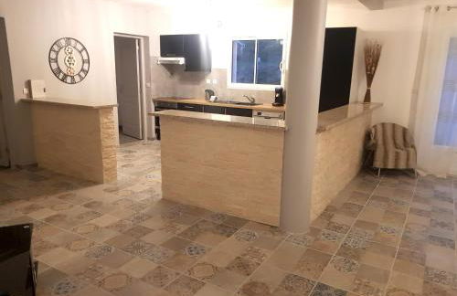 Appartement spacieux et confortable à Clermont-Dessous, terrasse - Foto 2