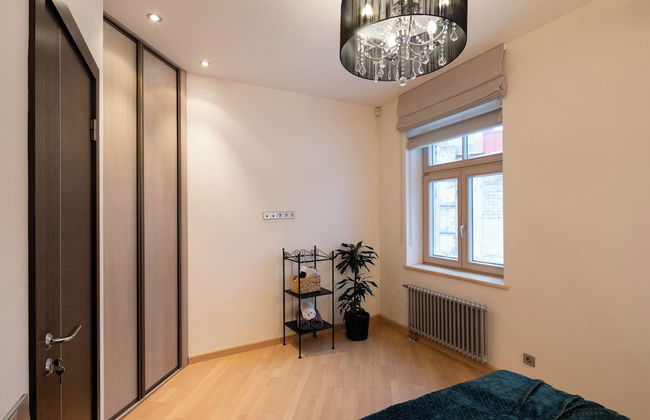 Audeju Two Bedroom With Two Bathrooms - Photo 2