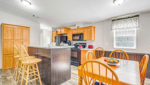 7 Mi to Crystal River Home with Yard and Fire Pit! - Foto 2