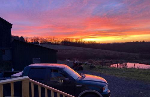 Lovely Farmhouse Cabin with Incredible Landscape Views in New York - Foto 7