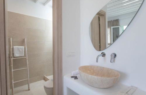 Mylos Suites - Photo 16