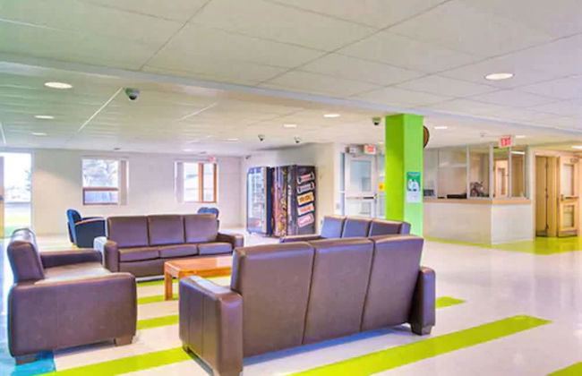 Residence & Conference Centre - Sudbury North - Photo 2