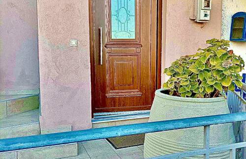 SamolisApartment - Photo 7