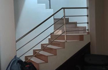 Sobrado luxuoso próximo ao vaca brava - Foto 12