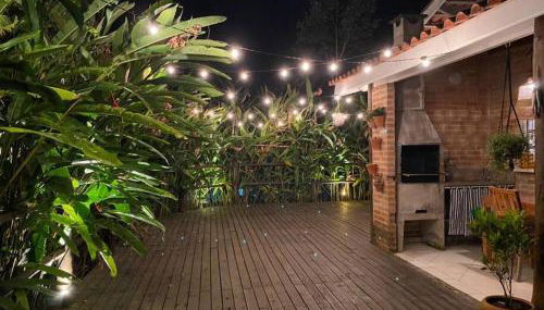 Casa charmosa em Juquehy cercada de verde, 2 quartos com churrasqueira - Foto 2