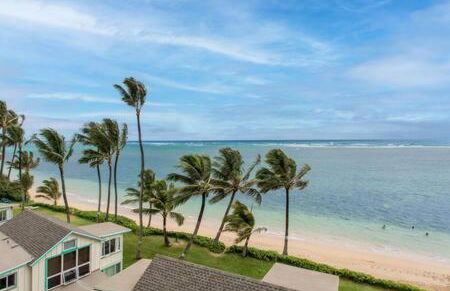 Beachfront Condo with AC - Photo 3