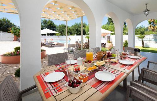 Villa Paradiso: Near beach, superb pool and garden - Photo 13