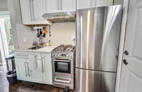 West Oakland Charm 5br4ba AC WD - Photo 54