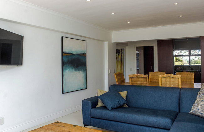 First Floor Apartment With Beautiful sea View - Photo 4