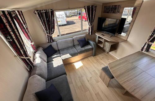 3-Bedroom Swift Caravan - Located in Uddingston, Glasgow at Maryville Caravan Site - Photo 16