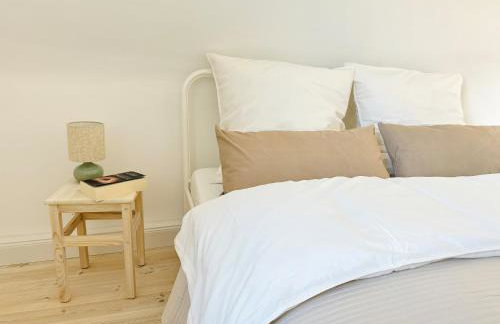 Stilvolles Haus mit Naturgarten & Weitblick - für Familien & Freunde - Foto 21