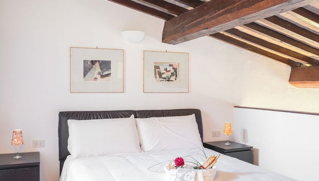 Beautiful Ronco Loft - Photo 4, Chambre