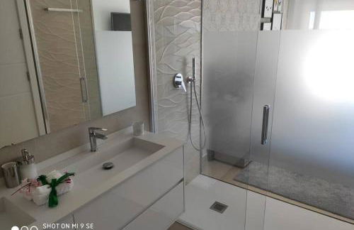 5* Apt, Best Location, Playa San Juan, heated pool - Photo 35