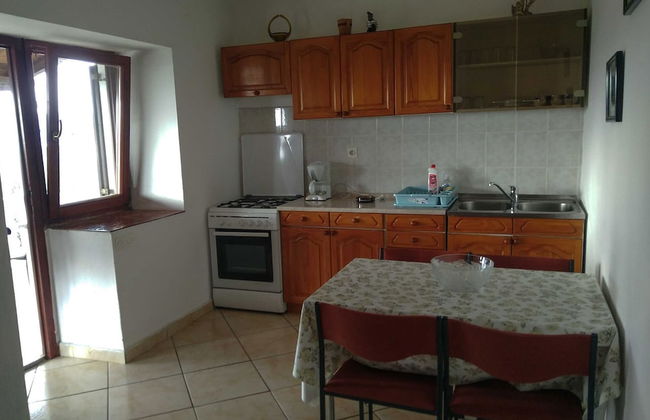 Bright and Modern: Fully Furnished Krk Apartments With Private Parking - Foto 5