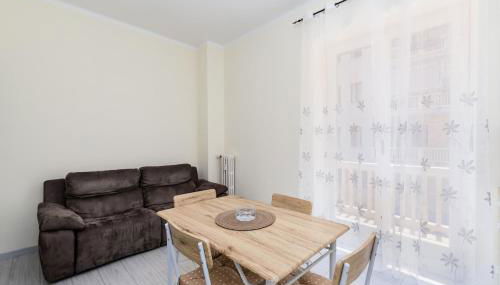 Ampio alloggio a soli 10 minuti dall'Allianz Stadium - Photo 2