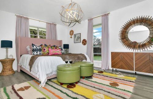 A Crystal Place Hot Tub 1 Blk off Main St! - Foto 22