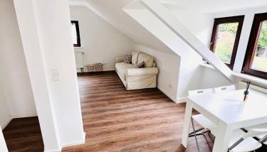 Deluxe Apartment Stuttgart Zuffenhausen - Photo 4