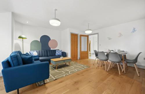 NEC Birmingham Airport Modern Village Retreat, Sleeps 7, Free Parking - Foto 5