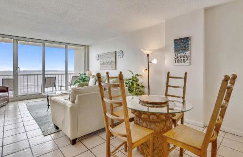 Beachfront Hideaway by Ryson Vacation Rentals - Foto 5