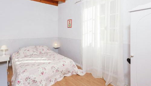 Forest Hideaway in Saint-Caprais - Foto 4