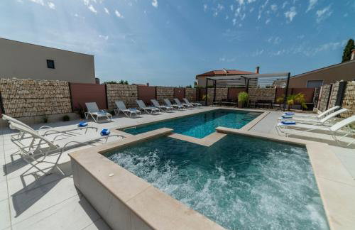 PINNA RESIDENCE - Datul - Foto 10