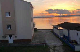 Beach front Paradise Apartment - Foto 21