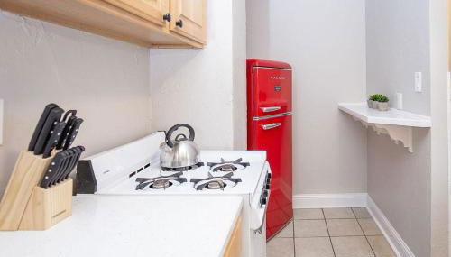 Cozy Carriage House - Walk to UNC + Free Bikes - Foto 3