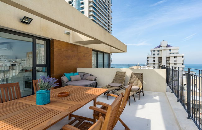 Mr. Promenade - By TLV2GO - Foto 1