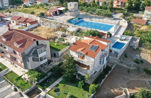 Cozy Apartment In Split With Kitchen - Foto 2