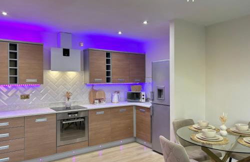 Luxury 2 bedroom Leeds City Apartment with Free parking & Jacuzzi bath - Foto 26