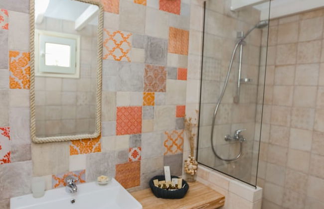 Tholaria Boutique Hotel - Photo 74