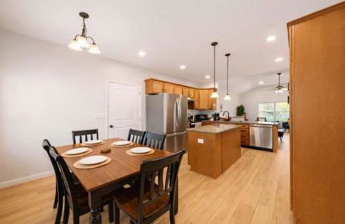 Charming 4-BR Retreat in the Heart of Clarksville - Foto 3