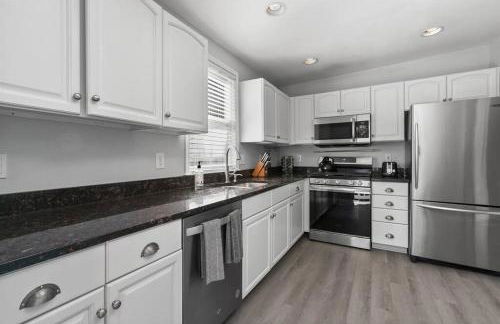 Capitol Hill Stay Like No Other - Photo 37