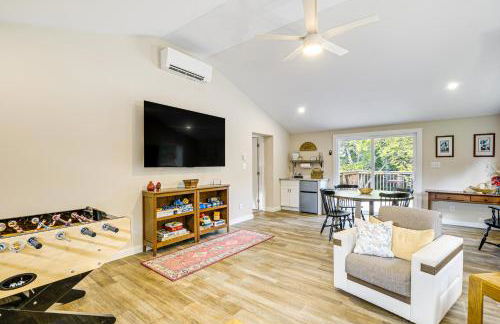 Waterfront Escape in Cub Run with Deck and Hot Tub! - Foto 3