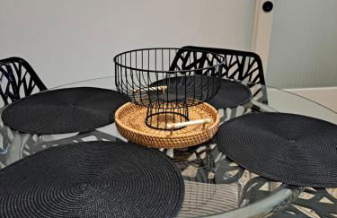 Stylish City Center Apartment - Foto 36