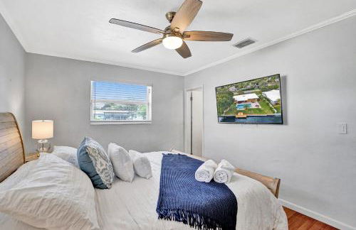 New! Waterfront Heated Pool & Jacuzzi 2 mi to Beach - Fishing Pier Relaxing SPA & Hammock - Photo 39