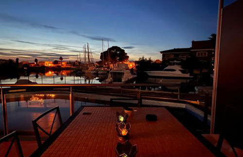 BLAU Apartamento frente a los canales y las puestas de sol de Roses - Foto 48