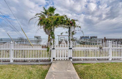 Saltwater Pool! Epic Galveston Bay Group Getaway! - Foto 43