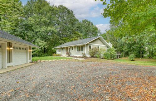 Riverwood South Haven Retreat on 10 Acres - Foto 42