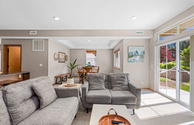 Icicle Village Winter Wonderland. Pool - Foto 12