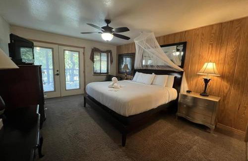 C23, Two bedroom, two bath log-sided, luxury Harbor North cottage with hot tub cottage - Foto 13