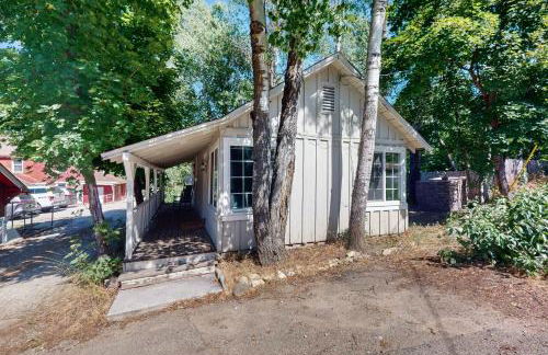 Walk to Town! Dog-Friendly Quincy Getaway with Deck - Foto 22