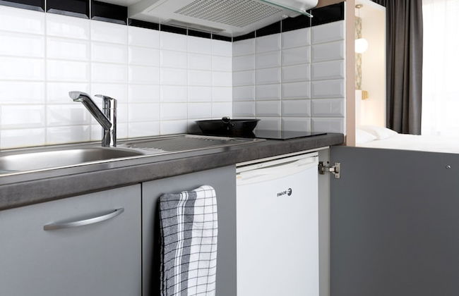 CALM Appart' & Hostel - Photo 16