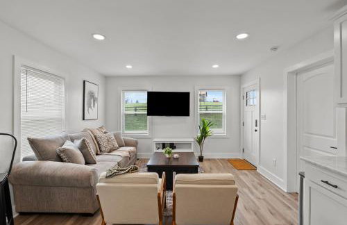 Creekside Stay | Peaceful Cottage | Elkhorn - Foto 32