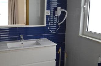 Moradia V2 nova e próximo da praia - Foto 15