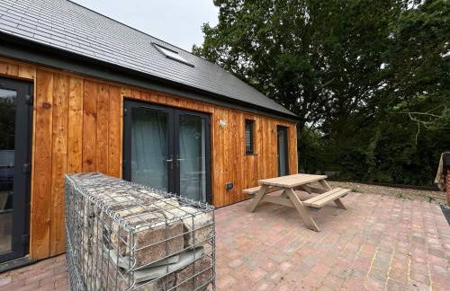 1 - Fox Burrow, Norfolk - Peaceful getaway with hot tub - Photo 9