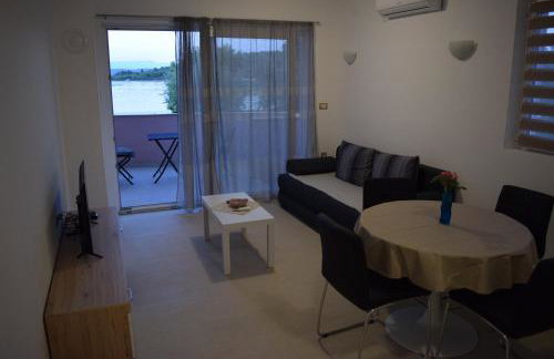 Apartmani Jelenić - Photo 13